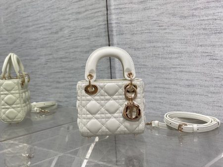 BC - CHANEL BAGS - 019 For Sale